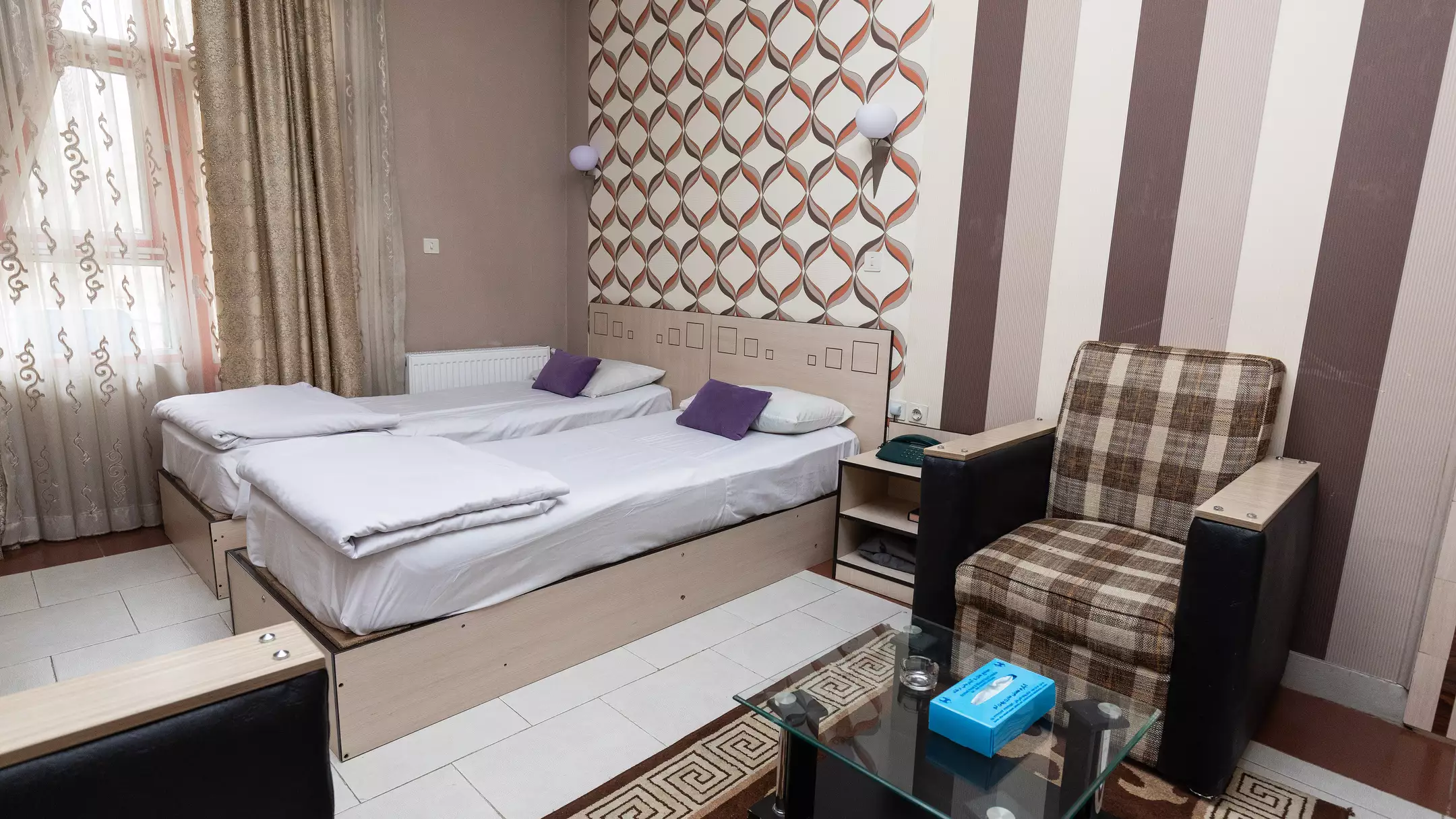 Alibaba https://cdn.alibaba.ir/ostorage/hotel-accommodation-images/674702fb7e75320ec907f0cc_هتل ارشاد - اتاق دوتخته سینگل (1).webp